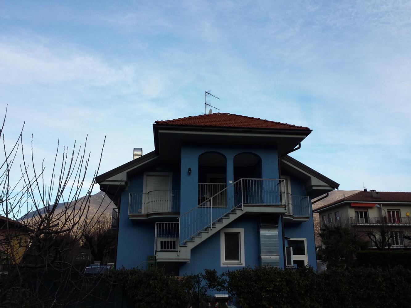 Appartamento Due Viali 坎诺比奥 外观 照片